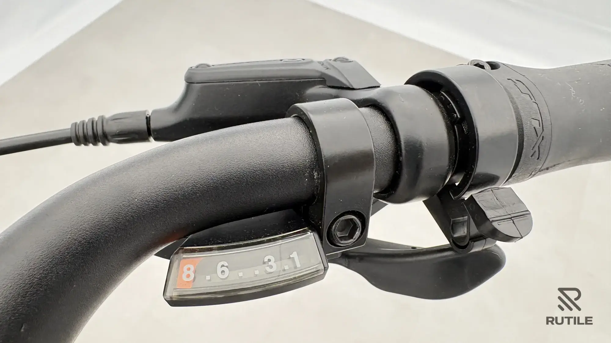 Centurion E-Fire Tour E R2600I - Image 17