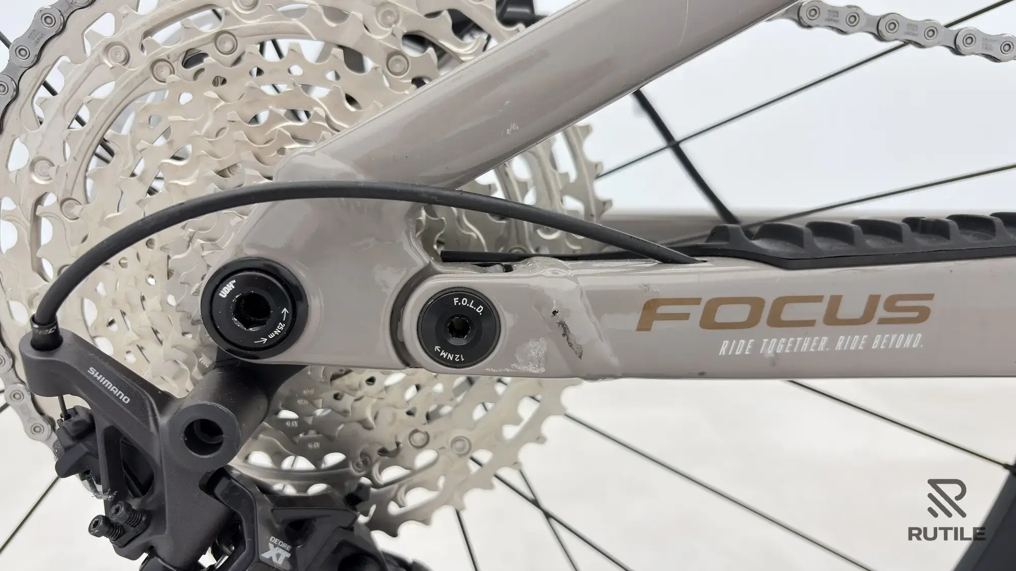 Focus JAM² 6.9 Gris XL - Image 15