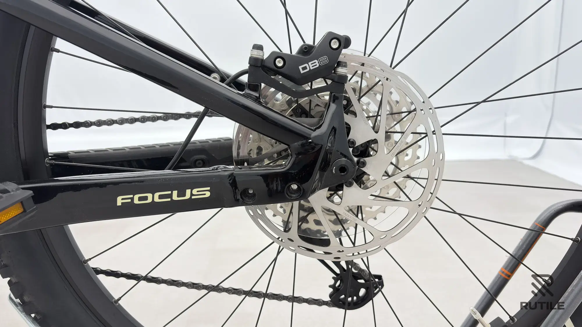 Focus THRON² 6.8 Gris L - Image 13